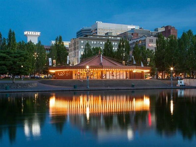 Ramada By Wyndham Downtown Спокан Экстерьер фото